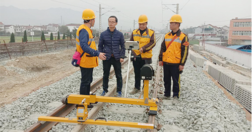 Application of OCS intelligent comprehensive inspection device in Hanzhong Yangan line